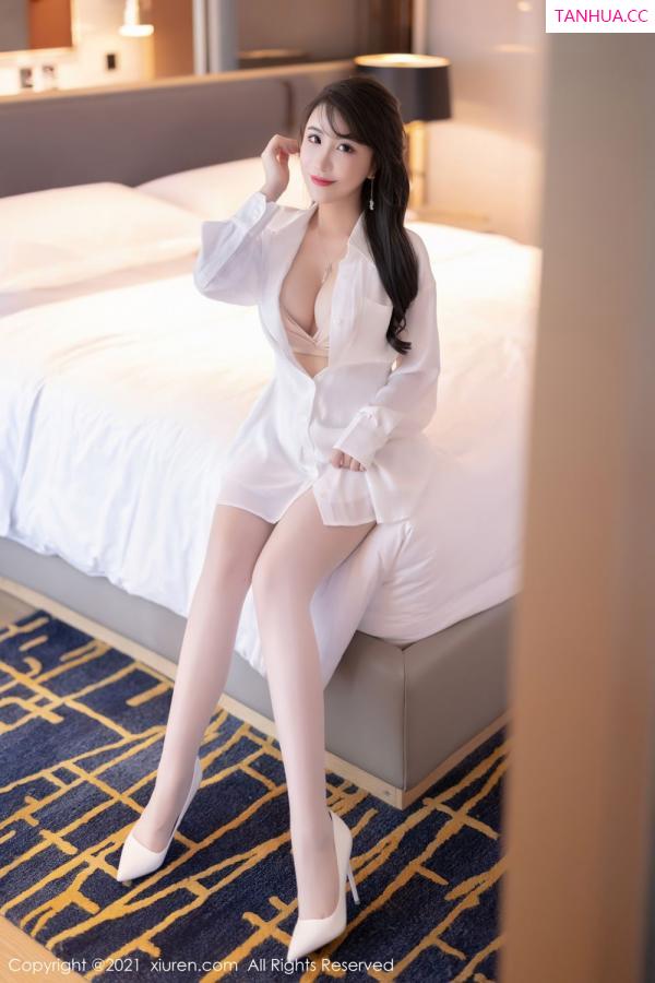 谢芷馨  绯月樱深圳旅拍 洁白秀美的服饰第24张图片